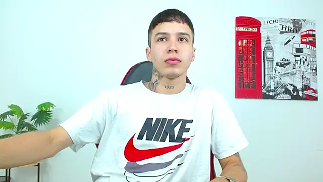 Cumandres18 online show from 03/12/26, 02:32