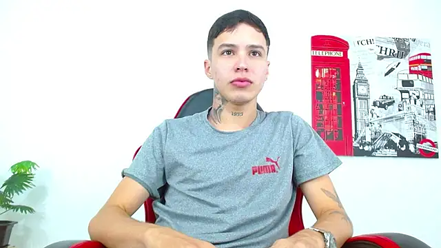 Cumandres18 online show from 02/16/26, 02:27