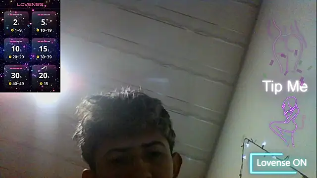 hanna ross27 online show from 10/16/25, 06:10