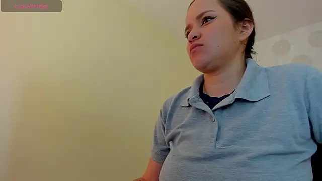 GIANAMILLER6 online show from 10/20/25, 12:17