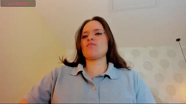 GIANAMILLER6 online show from 12/16/25, 12:20