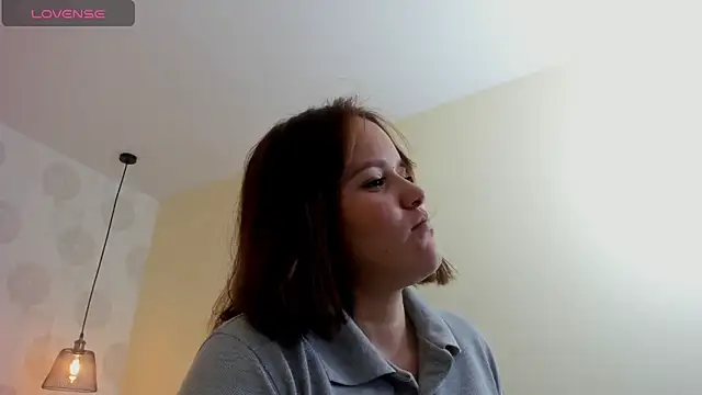 Snapshot of GIANAMILLER6 chatting on 05/16/26, 12:04 GIANAMILLER6 online show from 05/16/26, 12:04