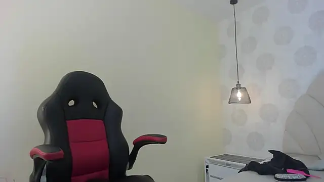 GIANAMILLER6 online show from 09/26/25, 12:23