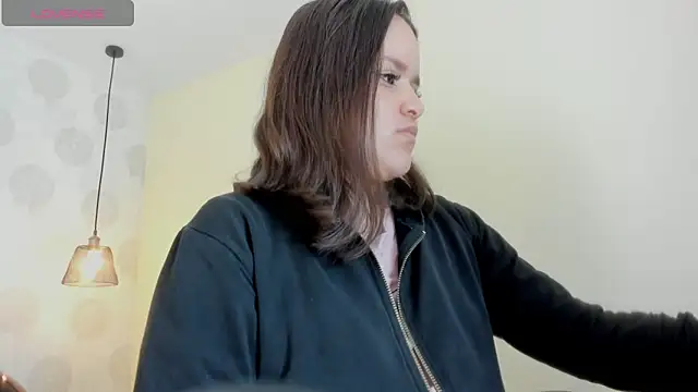 GIANAMILLER6 online show from 01/06/26, 12:09