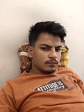 KaranSingh0m online show from 05/03/26, 02:42