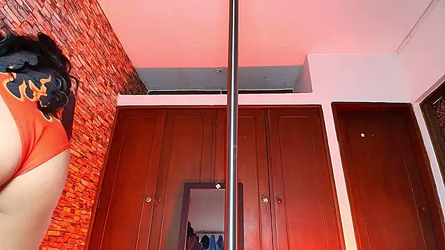 catalina santana20 online show from 03/07/26, 04:45