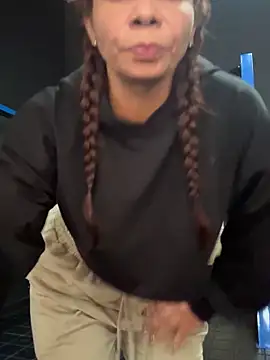 kora  65 online show from 11/16/25, 08:24