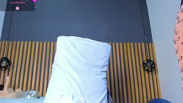 kora  65 online show from 03/21/26, 12:09