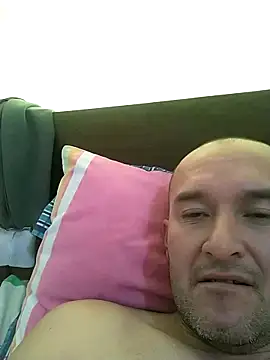 Snapshot of Josephfas chatting on 09/18/25, 07:50 Josephfas online show from 09/18/25, 07:50