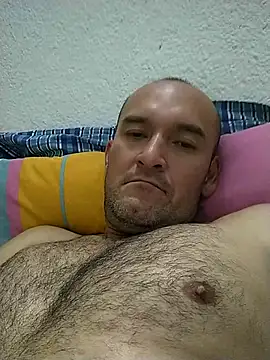 Snapshot of Josephfas chatting on 10/22/25, 05:40 Josephfas online show from 10/22/25, 05:40