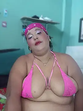 Snapshot of Charlot_suny_dirty chatting on 06/20/26, 04:34 Charlot suny dirty online show from 06/20/26, 04:34