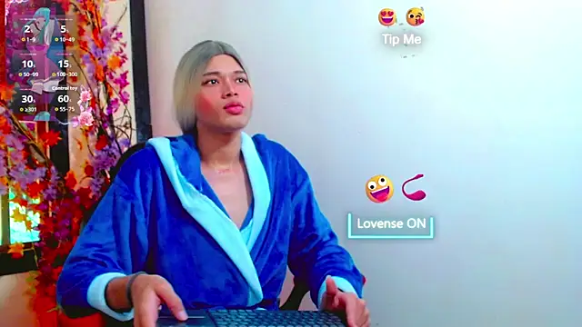 Snapshot of Madison_Mujica chatting on 09/17/25, 11:12 Madison Mujica online show from 09/17/25, 11:12