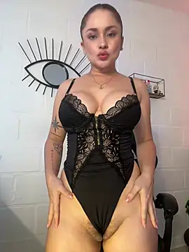 Alyson Conner online show from 05/11/26, 01:23