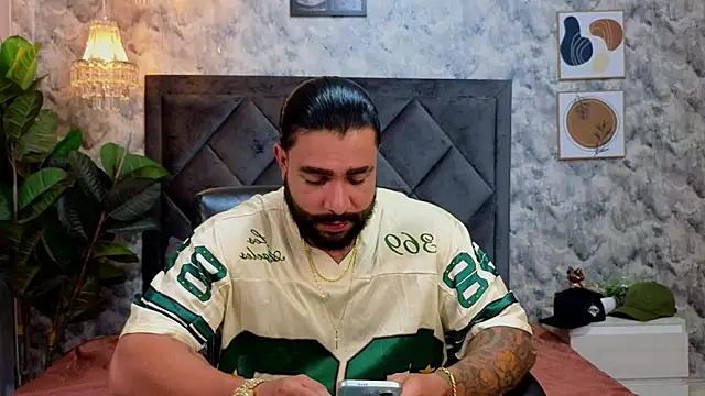 Apolo rousse1 online show from 11/12/25, 08:34