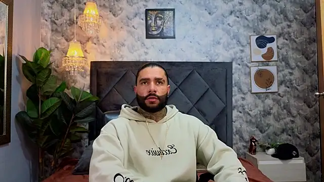 Apolo rousse1 online show from 11/14/25, 09:18