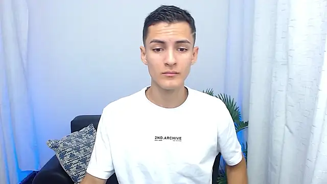 Matiius18 online show from 10/23/25, 01:43