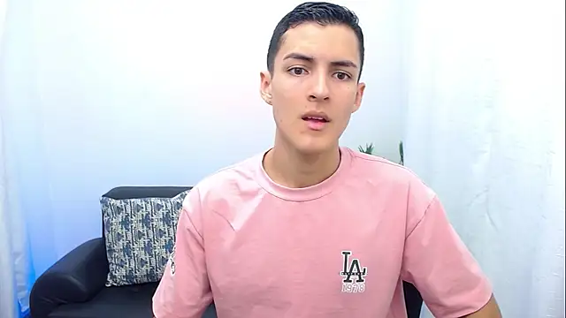 Matiius18 online show from 12/17/25, 02:00