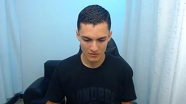 Matiius18 online show from 04/12/26, 03:15