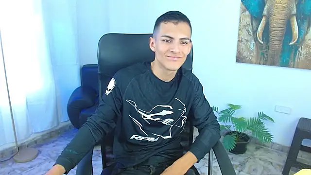 Matiius18 online show from 05/22/26, 02:04