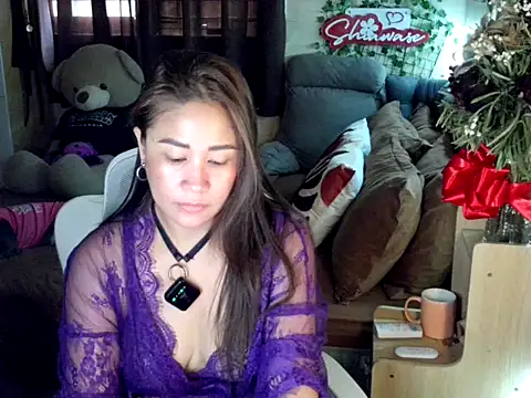 Shiawase1125 online show from 03/11/26, 12:15