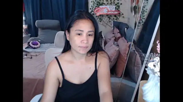 Shiawase1125 online show from 11/15/25, 01:20