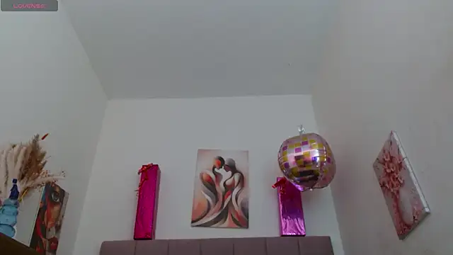 Lola wish1 online show from 10/15/25, 04:11