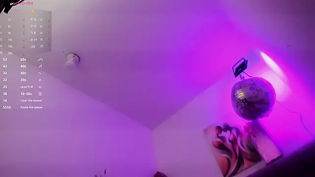 Lola wish1 online show from 11/18/25, 04:16