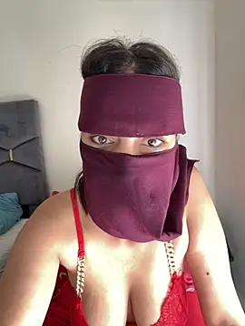 Snapshot of Rabroba89six chatting on 11/17/25, 10:19 Rabroba89six online show from 11/17/25, 10:19