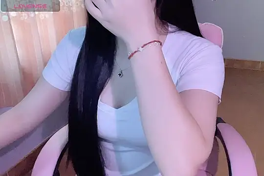  AFang  online show from 11/12/25, 05:11