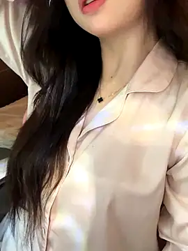 Nana kute20 online show from 11/04/25, 04:05