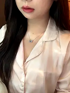 Nana kute20 online show from 10/10/25, 07:20