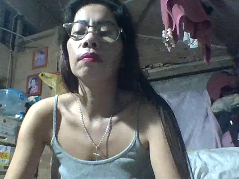 Snapshot of Mayumie05 chatting on 09/25/25, 10:49 Mayumie05 online show from 09/25/25, 10:49