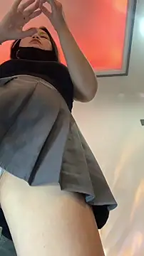 zhizhinaigai online show from 04/08/26, 12:17