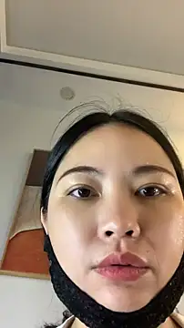 Snapshot of zhizhinaigai chatting on 06/17/26, 06:13 zhizhinaigai online show from 06/17/26, 06:13