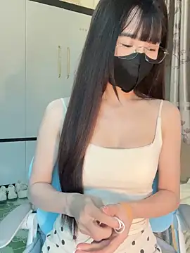 Dior baby online show from 12/16/25, 04:28