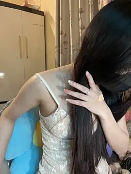 Dior baby online show from 04/08/26, 02:35