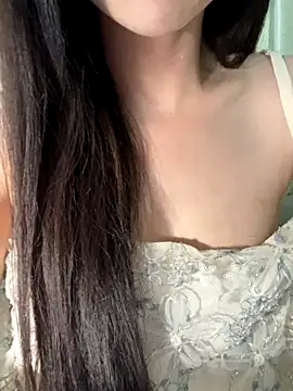 Dior baby online show from 11/28/25, 01:50