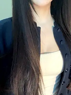 Dior baby online show from 01/10/26, 02:29