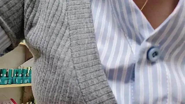 Snapshot of MichiLovely chatting on 09/19/25, 09:13 MichiLovely online show from 09/19/25, 09:13