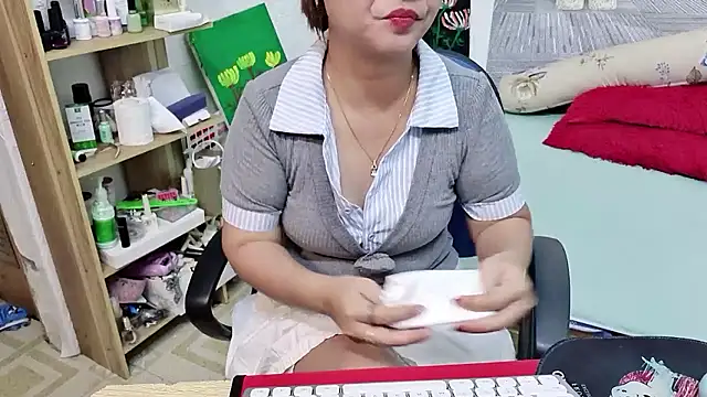 Snapshot of MichiLovely chatting on 09/29/25, 08:10 MichiLovely online show from 09/29/25, 08:10