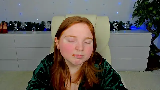 KattyRose8 online show from 12/14/25, 06:35