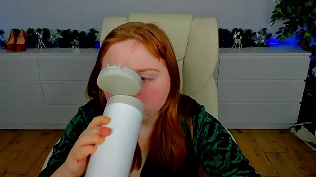 KattyRose8 online show from 12/15/25, 06:41