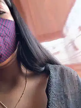 Snapshot of Neha18 chatting on 04/01/26, 07:10 Neha18 online show from 04/01/26, 07:10