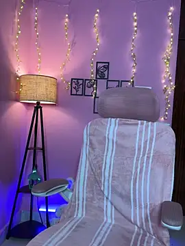 Neha18 online show from 05/24/26, 08:36