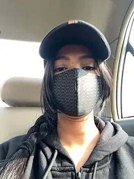 Neha18 online show from 12/15/25, 08:20