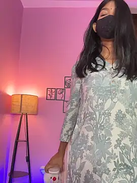 Neha18 online show from 04/24/26, 07:32