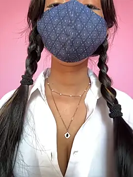 Neha18 online show from 11/13/25, 05:11