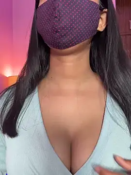 Snapshot of Neha18 chatting on 04/11/26, 03:05 Neha18 online show from 04/11/26, 03:05