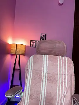 Neha18 online show from 04/27/26, 03:54