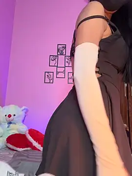 Snapshot of Neha18 chatting on 02/18/26, 07:17 Neha18 online show from 02/18/26, 07:17